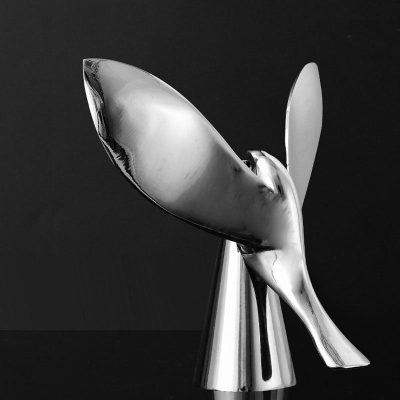 FlyCork Creative Balancing Bird Bottle Opener – Functional and Stylish