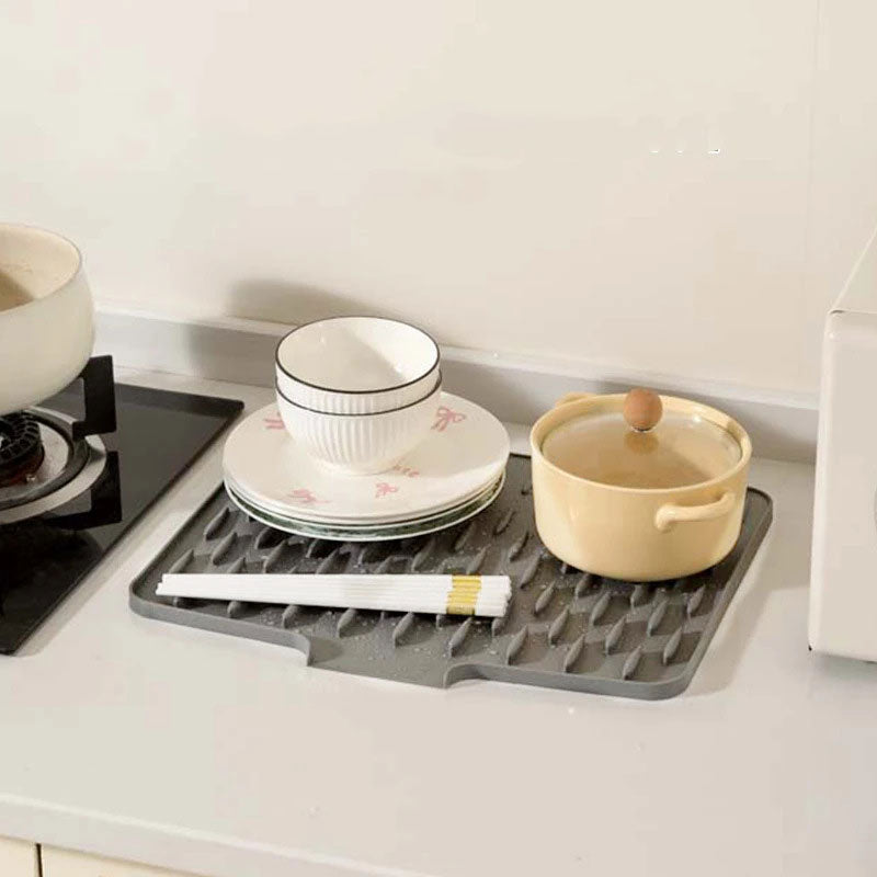 Sloped Silicone Draining Mat – Heat-Proof & Non-Slip